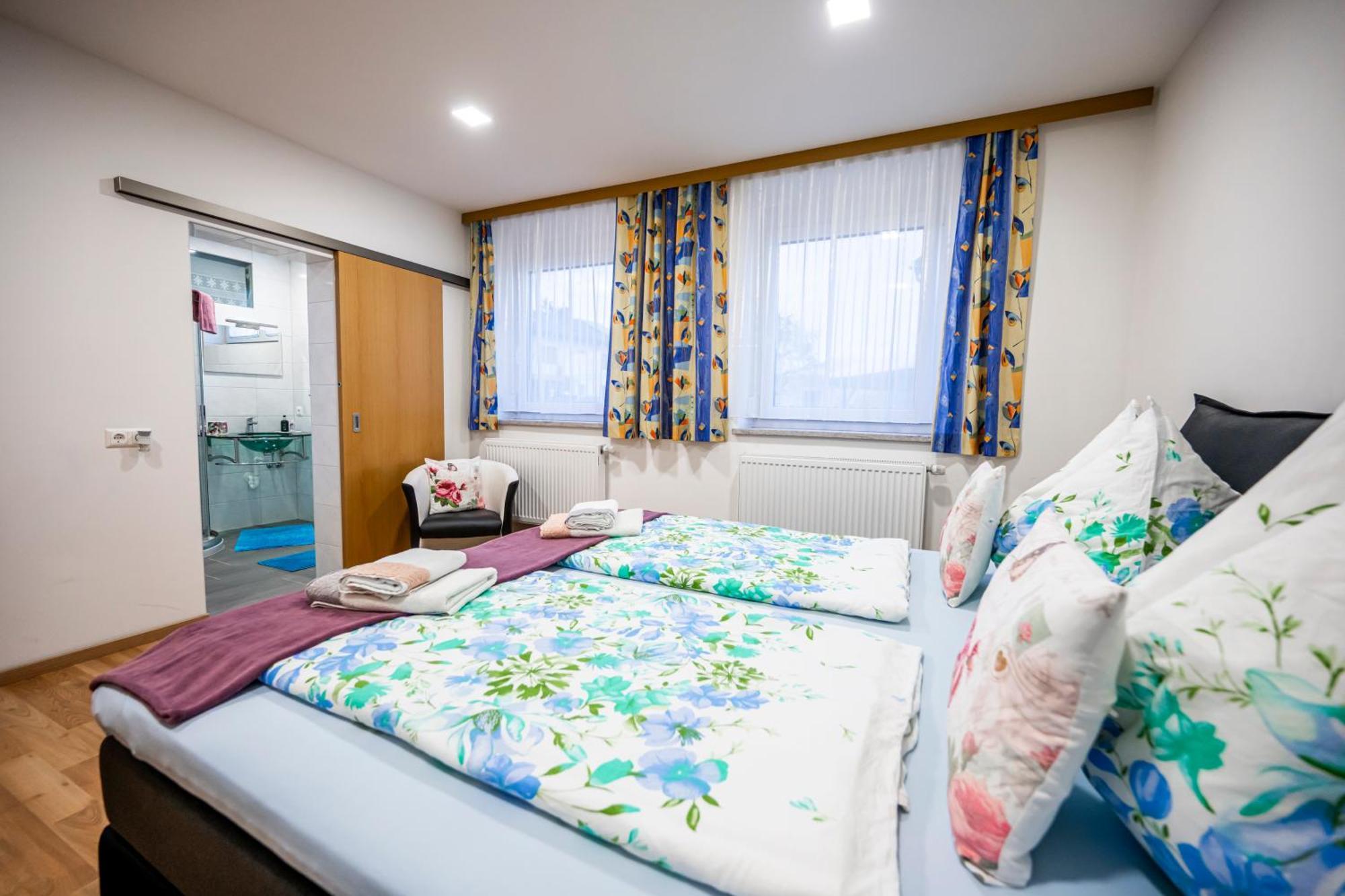 Die Schlafstube - Bed & Breakfast ツェルトベク エクステリア 写真